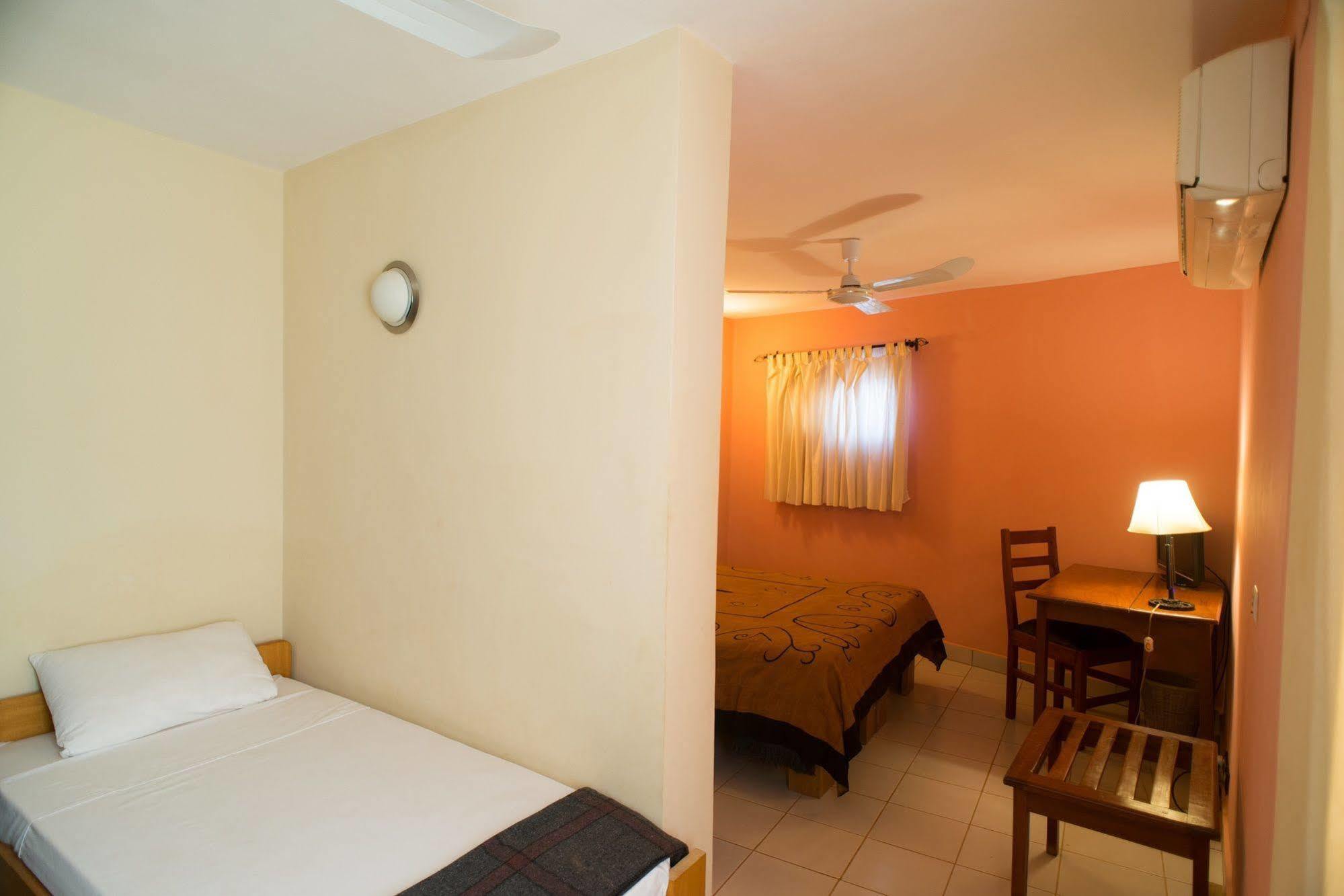 Le Grand Calao Hotell Ouagadougou Exteriör bild
